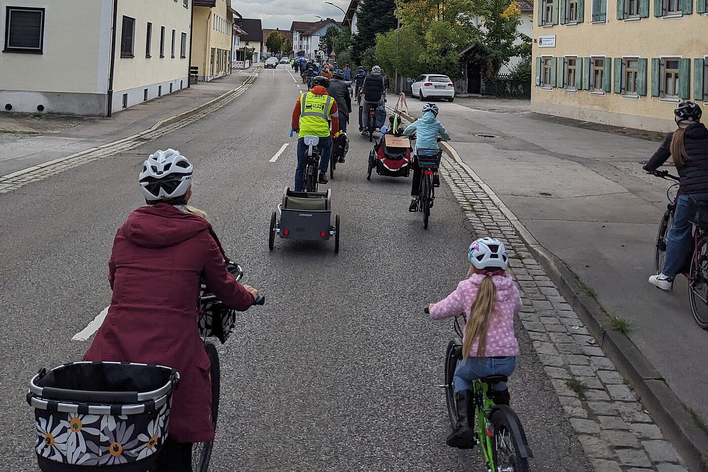 Radler:innen auf der Straße